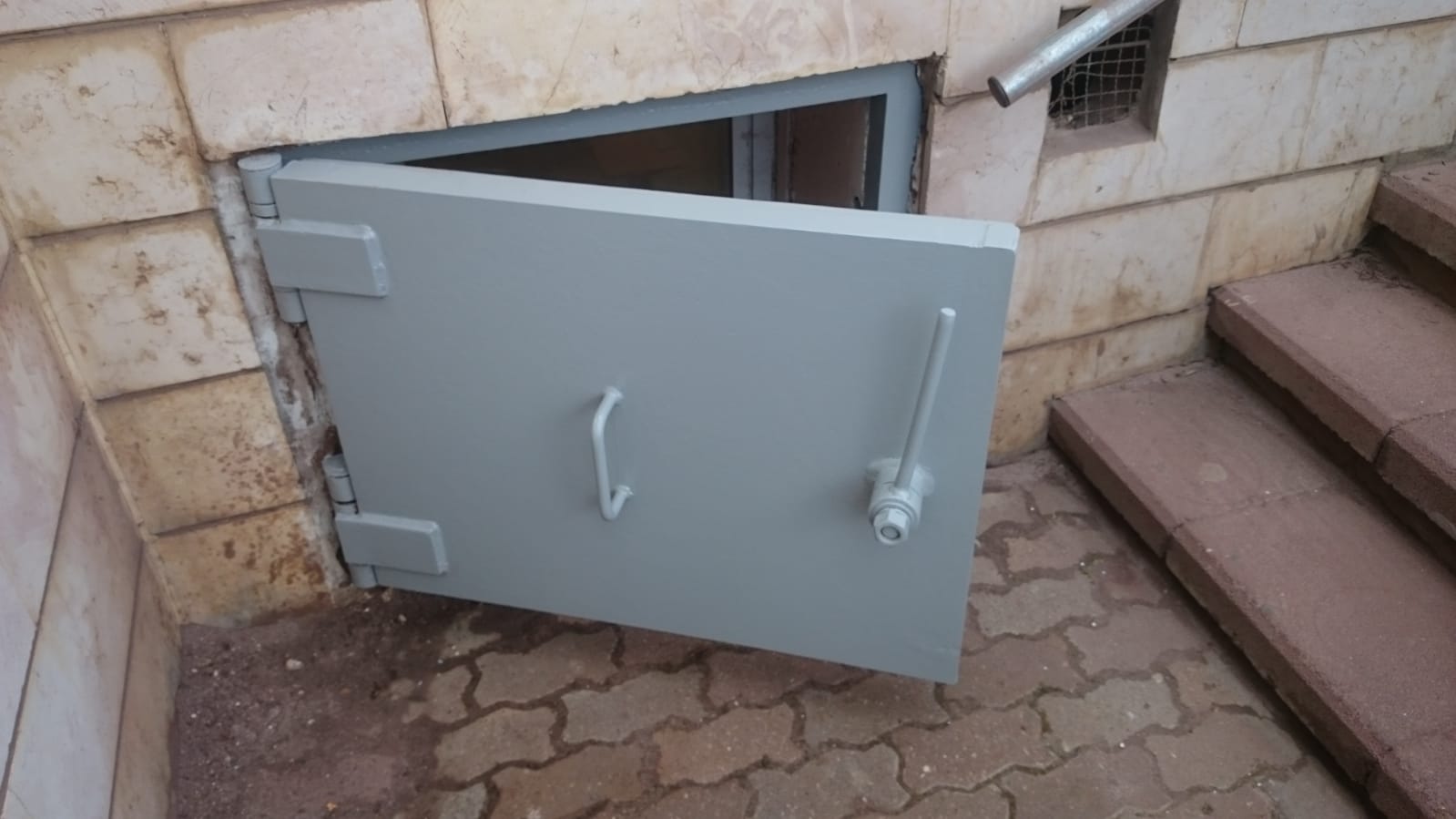 קבוצה אדרת מיגון לישראל